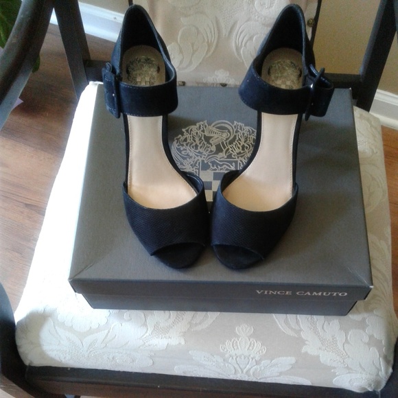 Vince Camuto Shoes - VINCE CAMUTO